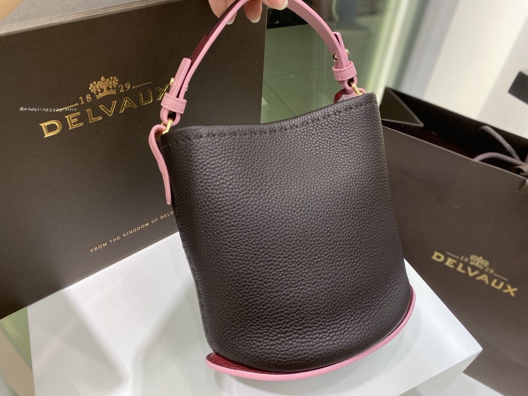 Delvaux Pin Mini Bucket Surpiquéen Taurillon Soft AA0607ATT0ADNDO black/pink