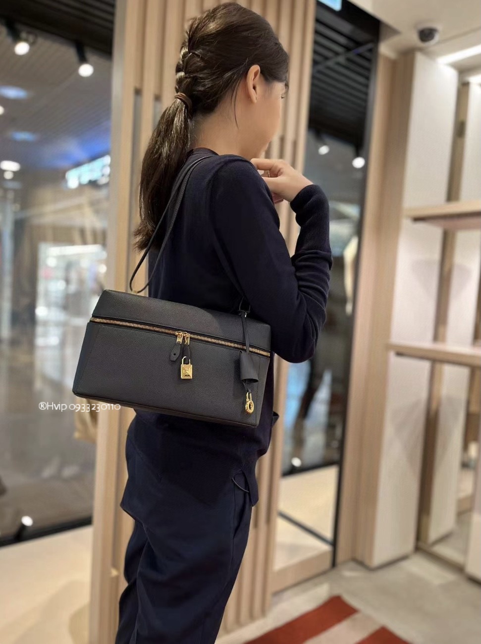 Loro Piana Extra Bag L27 Smooth Calfskin Black (8000)FAN3462