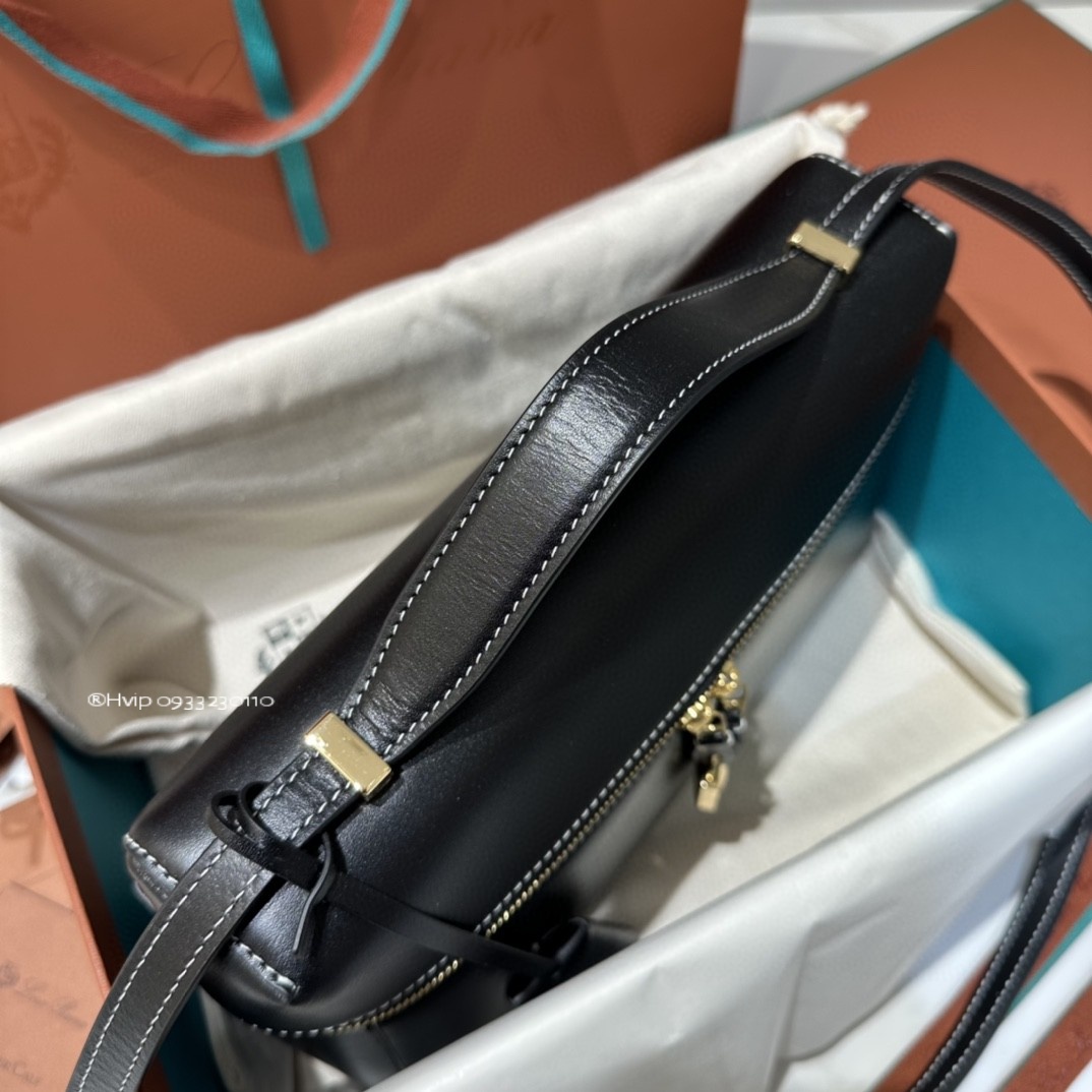 Loro Piana Extra Bag L27 Smooth Calfskin Black (8000)FAN3462