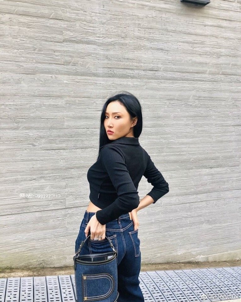 Delvaux Pin Mini Bucket denim blue