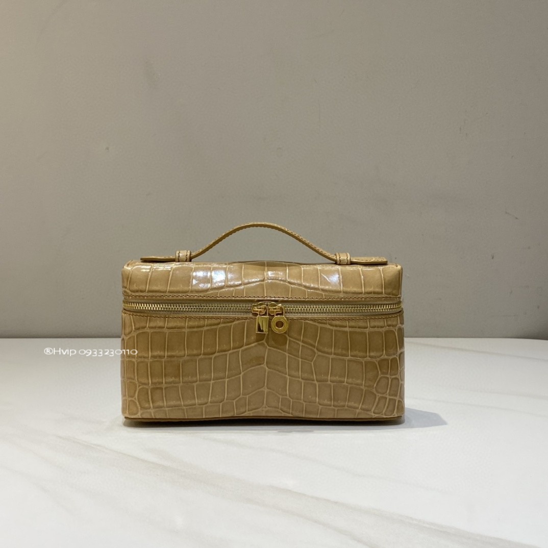 Loro Piana Extra Pocket L19 crocodile