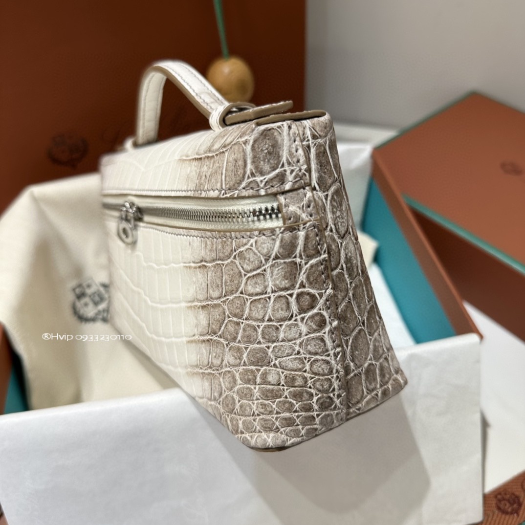 Loro Piana Extra Pocket L19 crocodile