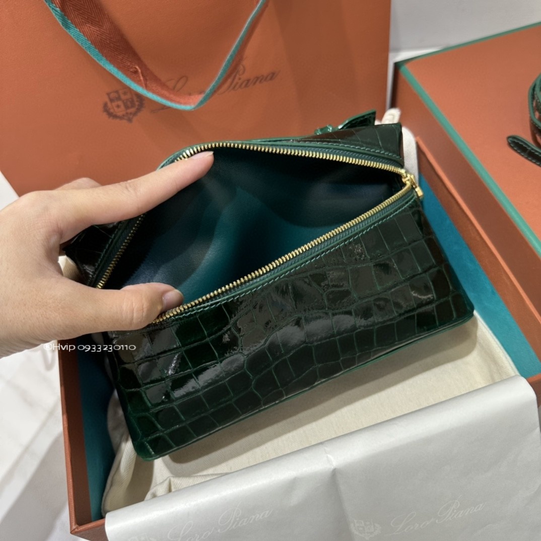 Loro Piana Extra Pocket L19 crocodile