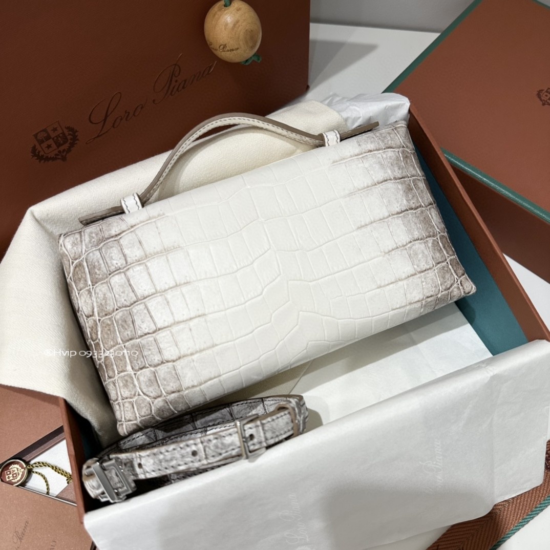 Loro Piana Extra Pocket L19 crocodile