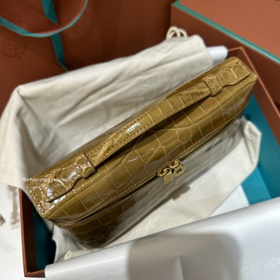 Loro Piana Extra Pocket L19 crocodile