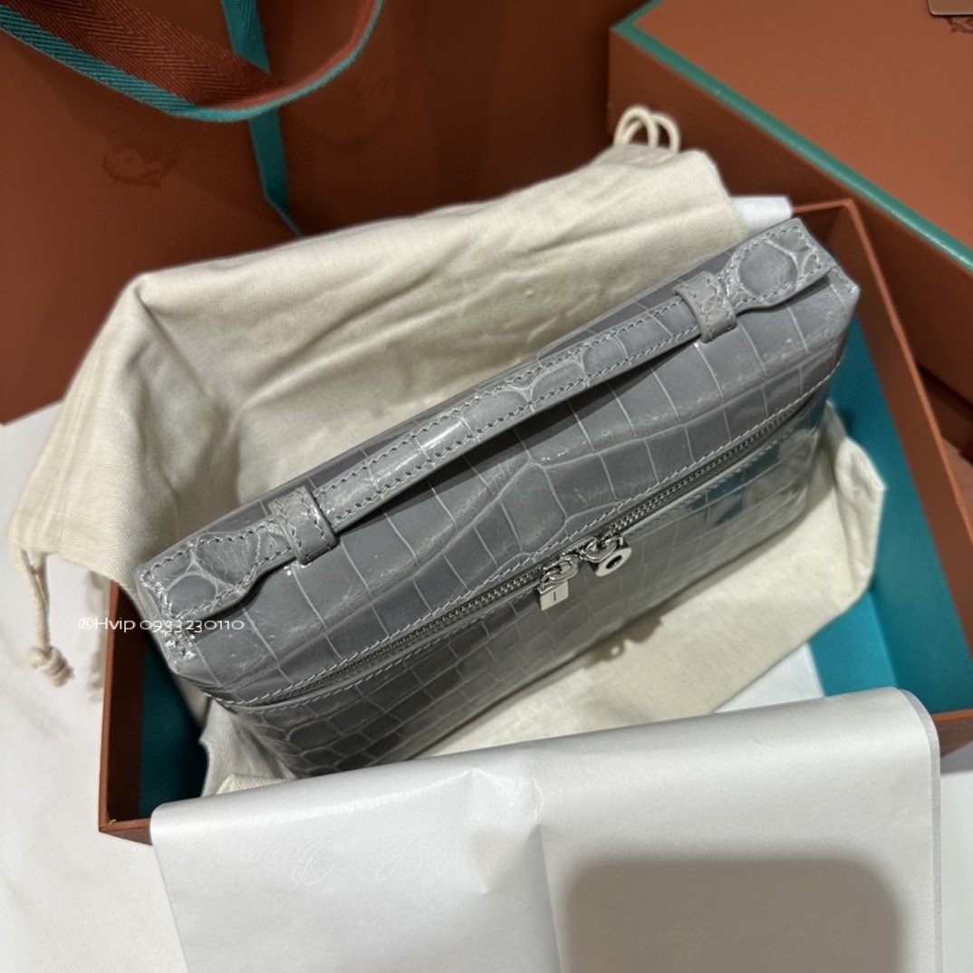 Loro Piana Extra Pocket L19 crocodile