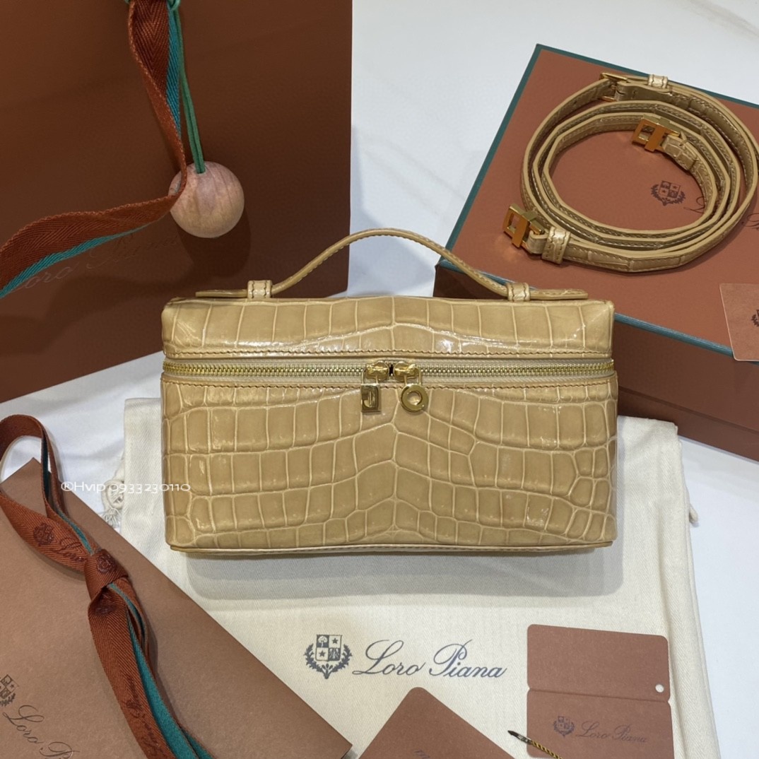 Loro Piana Extra Pocket L19 crocodile