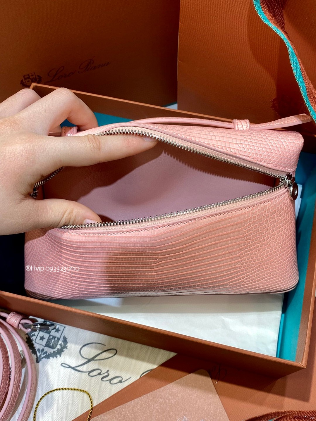 Loro Piana Extra Pocket L19 Lizard pink