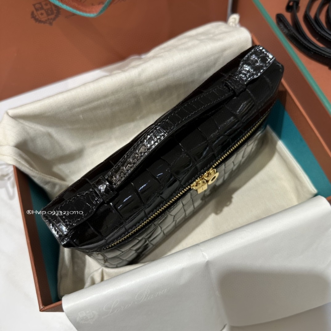 Loro Piana Extra Pocket L19 crocodile