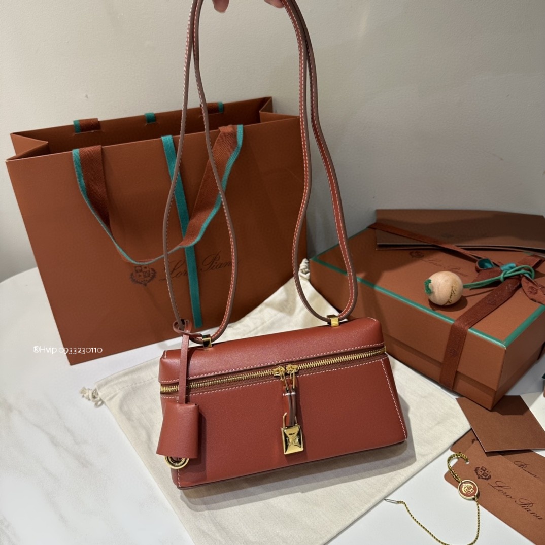 Loro Piana Extra Bag L19 Smooth Calfskin Deep Kummel (P08H)