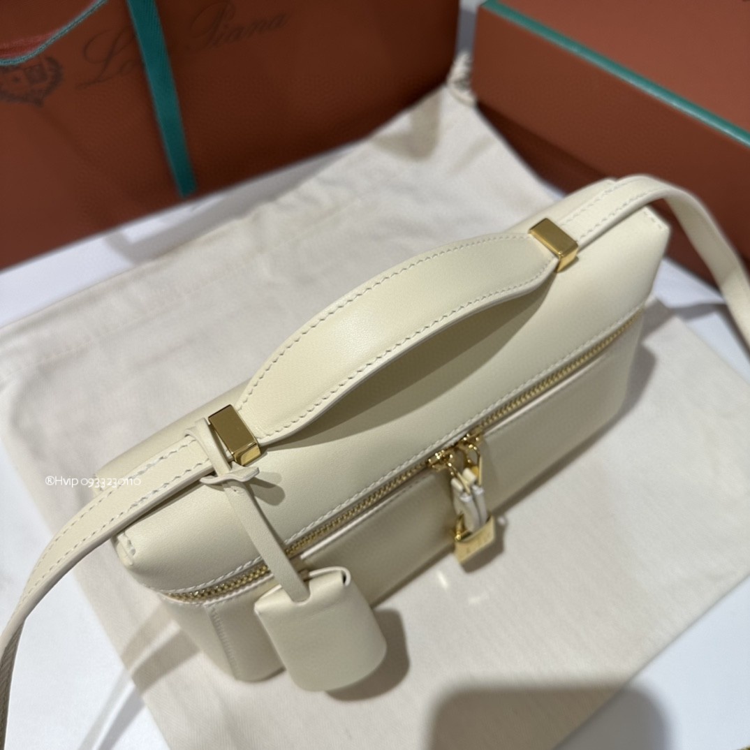 Loro Piana Extra Bag L19 Smooth Calfskin Sunday Morning (20C2)