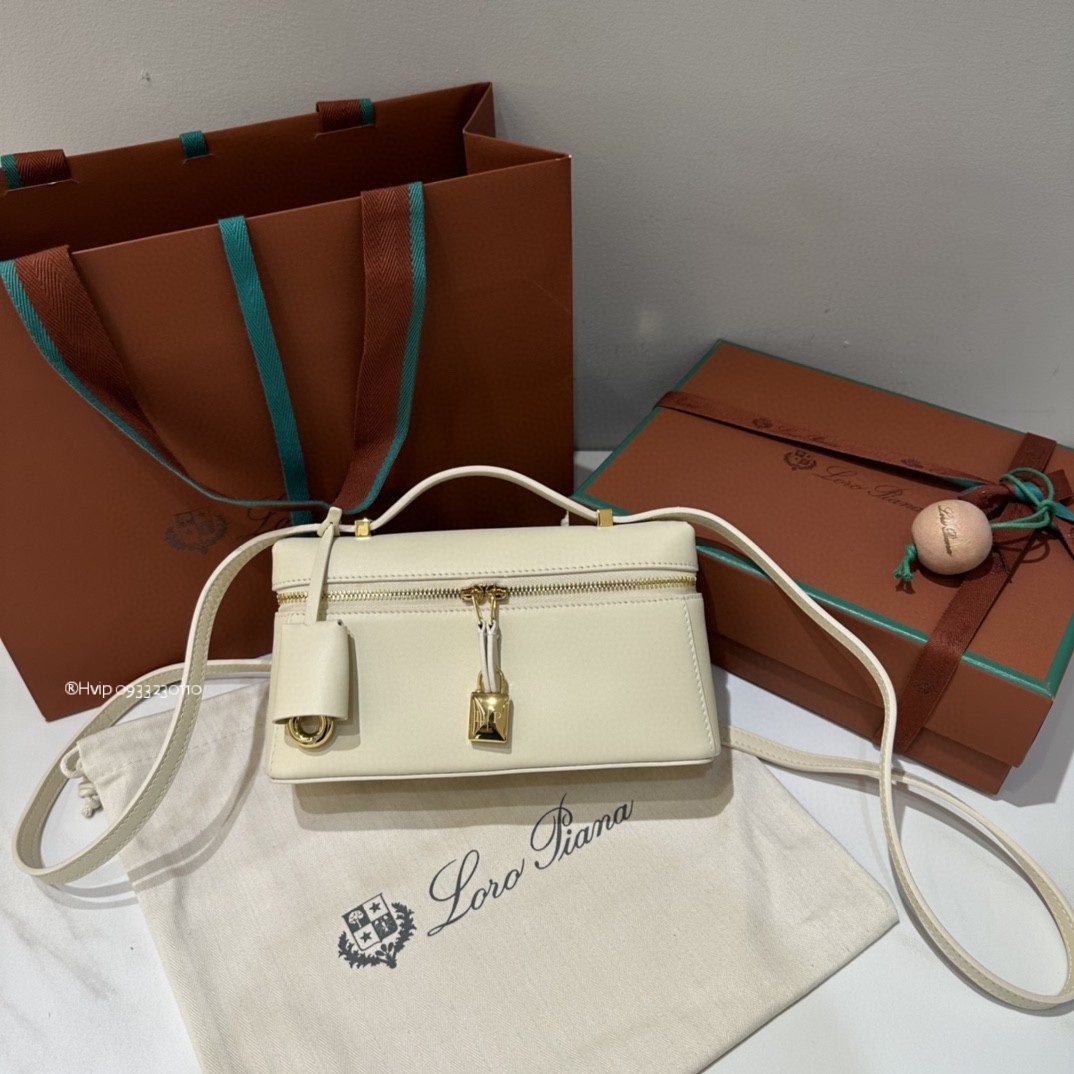 Loro Piana Extra Bag L19 Smooth Calfskin Sunday Morning (20C2)