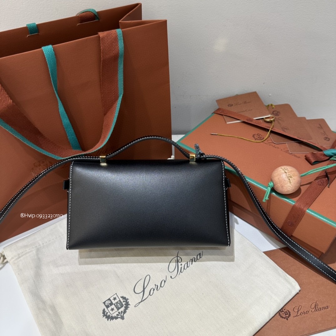 Loro Piana Extra Bag L19 Smooth Calfskin Black (8000)