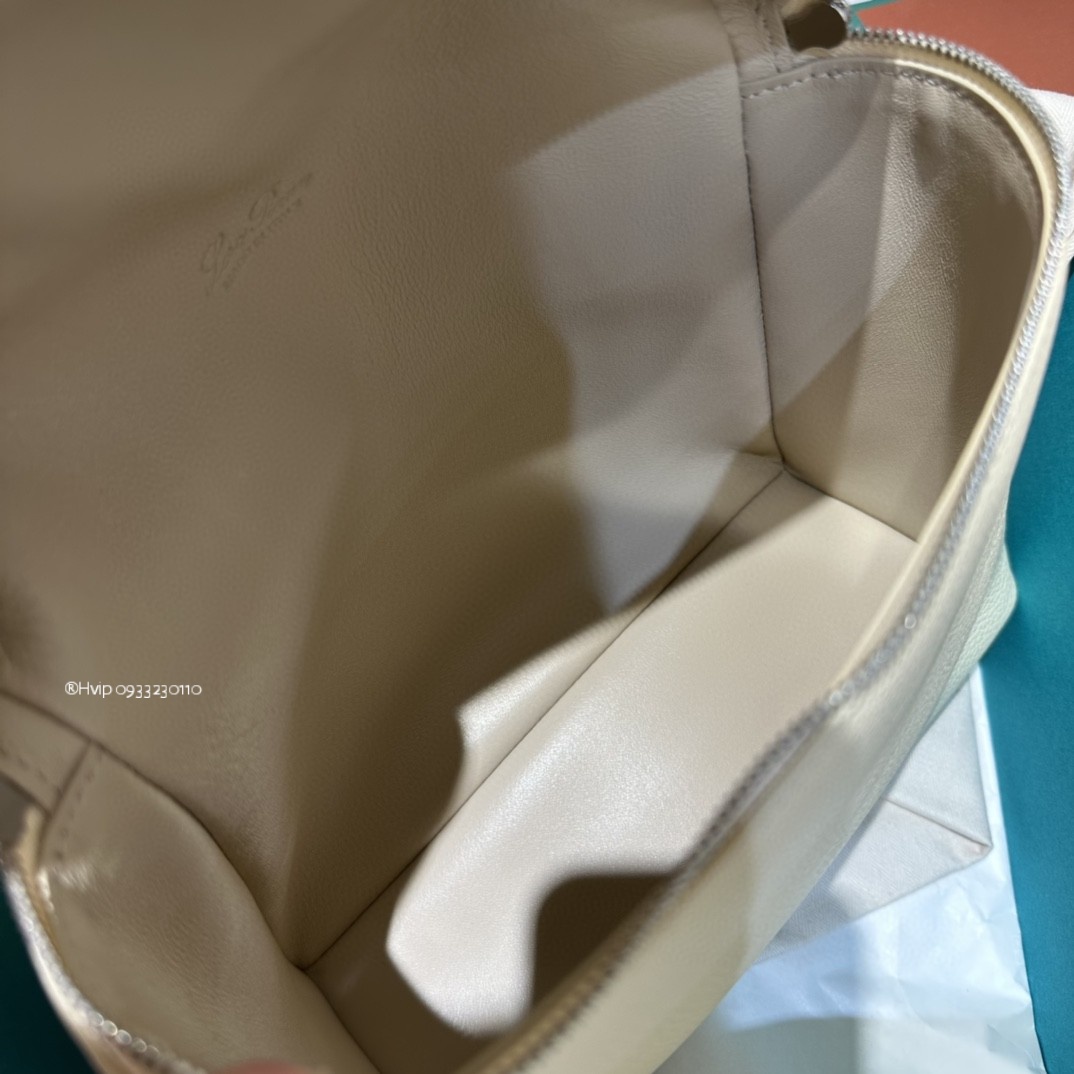 Loro Piana Extra Pocket backpack L23.5 Grained Calfskin FAN4041