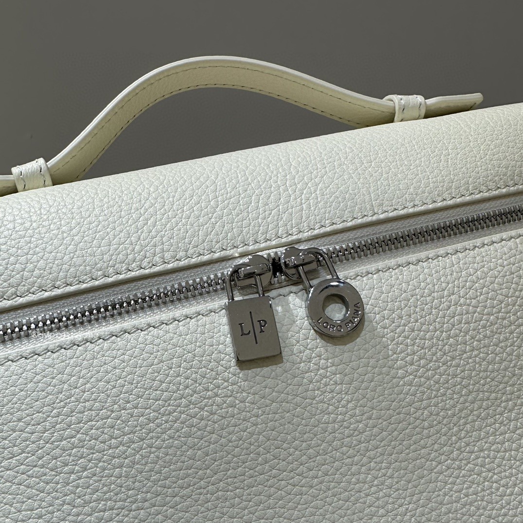 Loro Piana Extra Pocket backpack L23.5 Grained Calfskin FAN4041