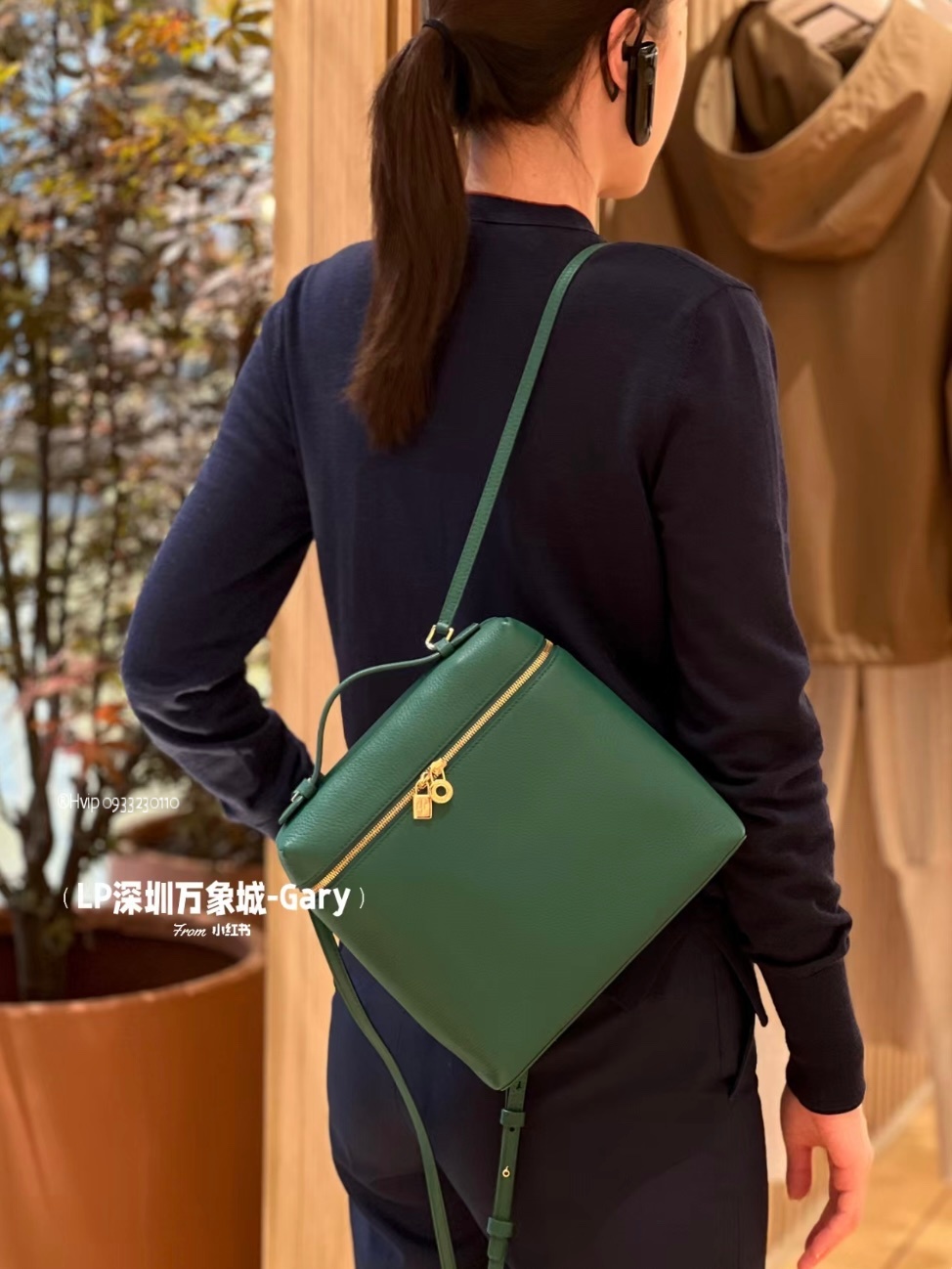 Loro Piana Extra Pocket backpack L23.5 Grained Calfskin Forest Leaves (50RT)FAN4041