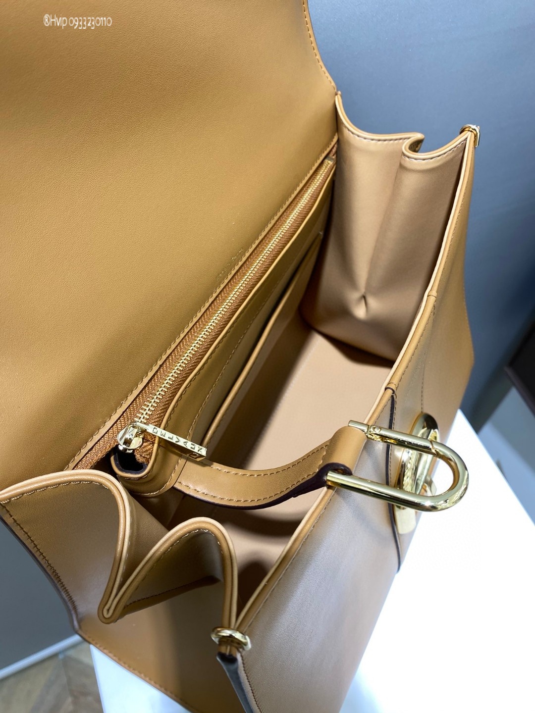 Delvaux Brillant MM in Box Calf beige