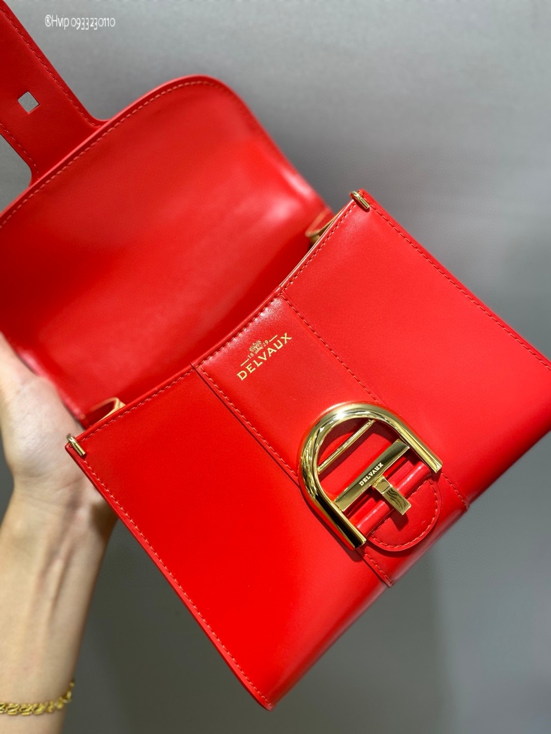 Delvaux Brillan mini in Box Calf red