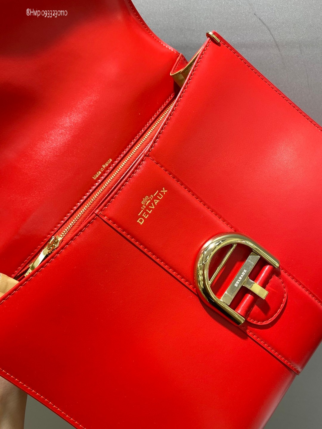 Delvaux Brillant MM in Box Calf red