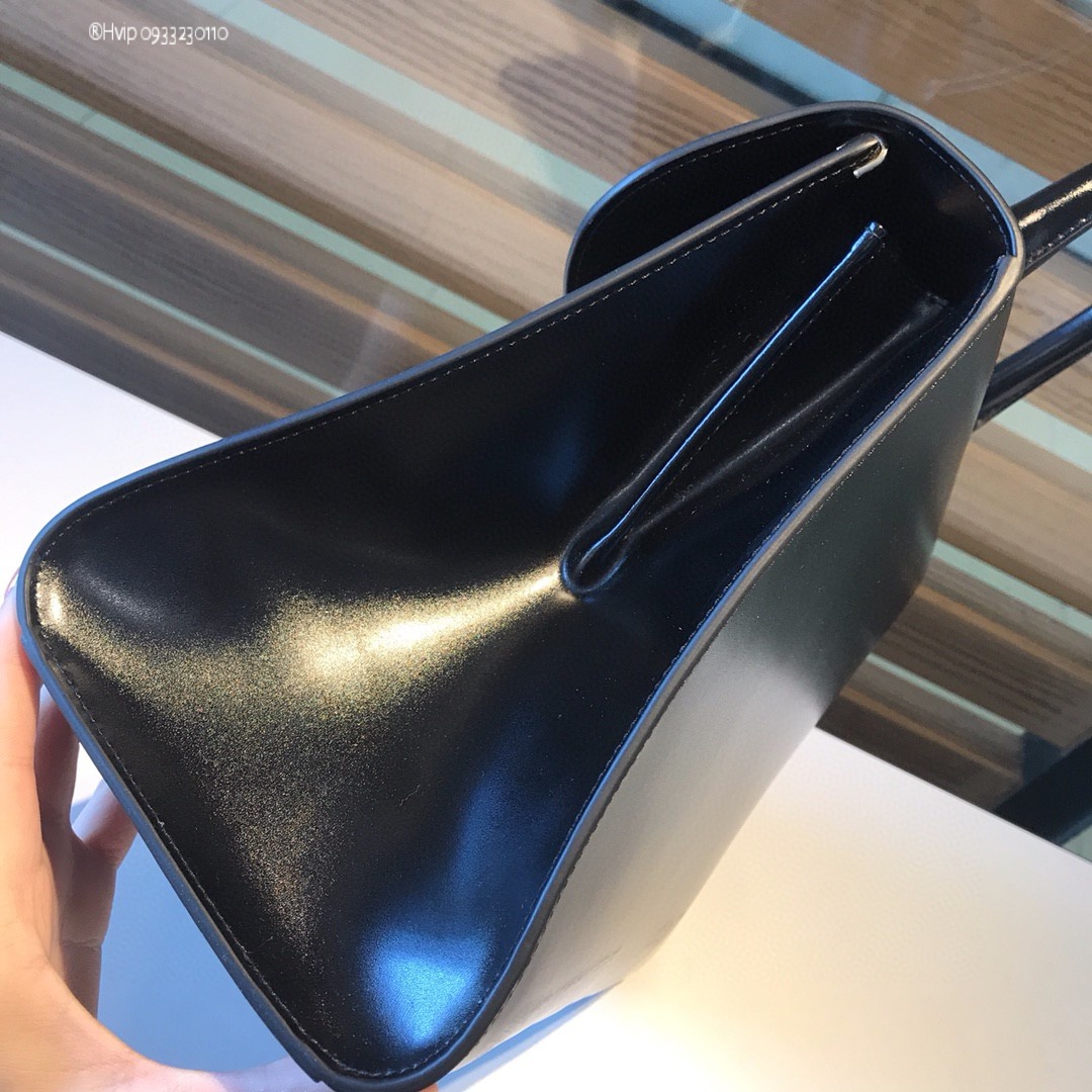 Delvaux Brillant MM in Box Calf Black