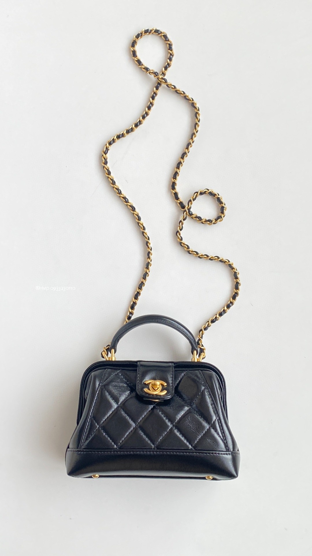 Chanel mini handle bag 2024