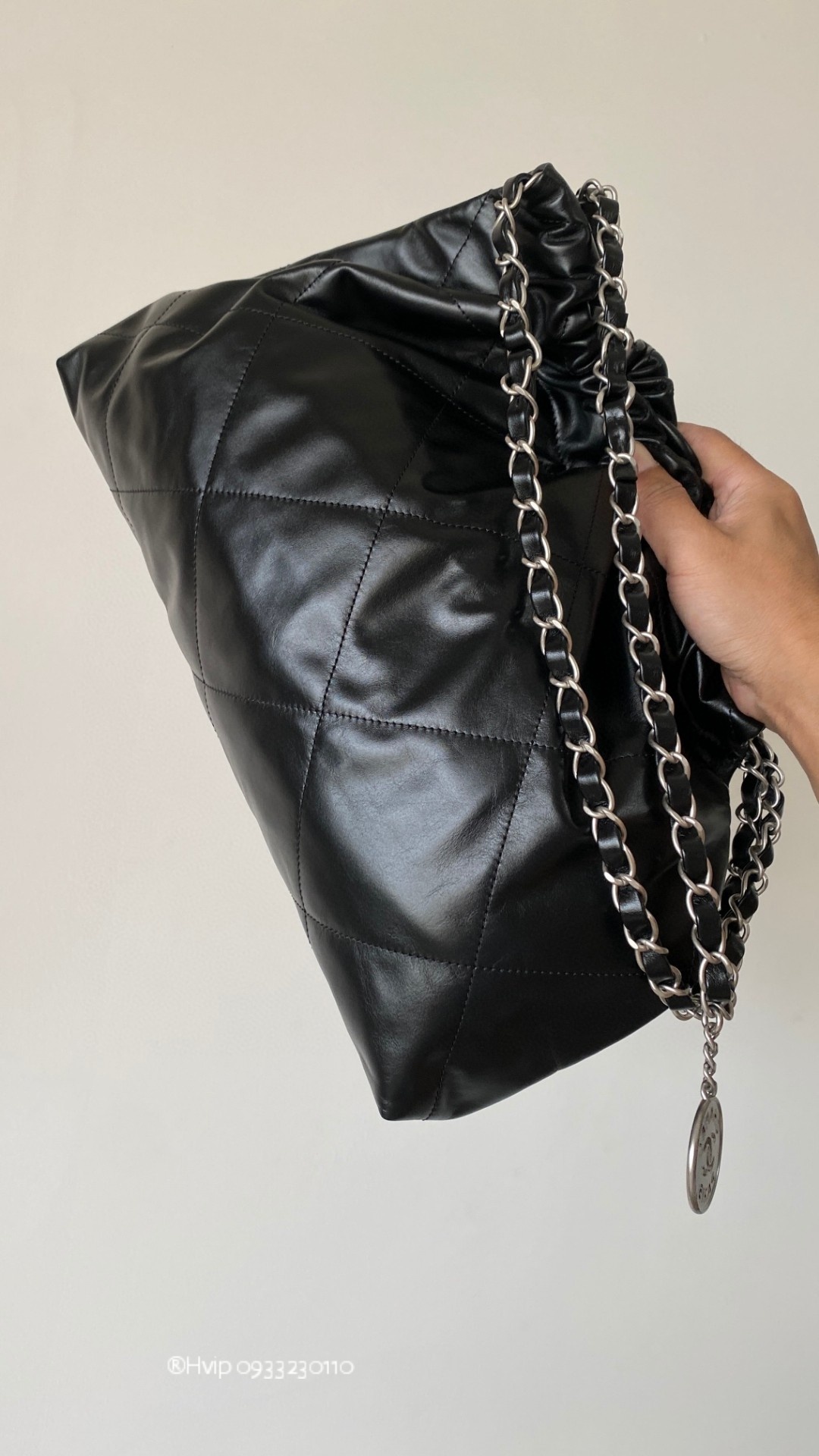 Chanel 22 hobo bag