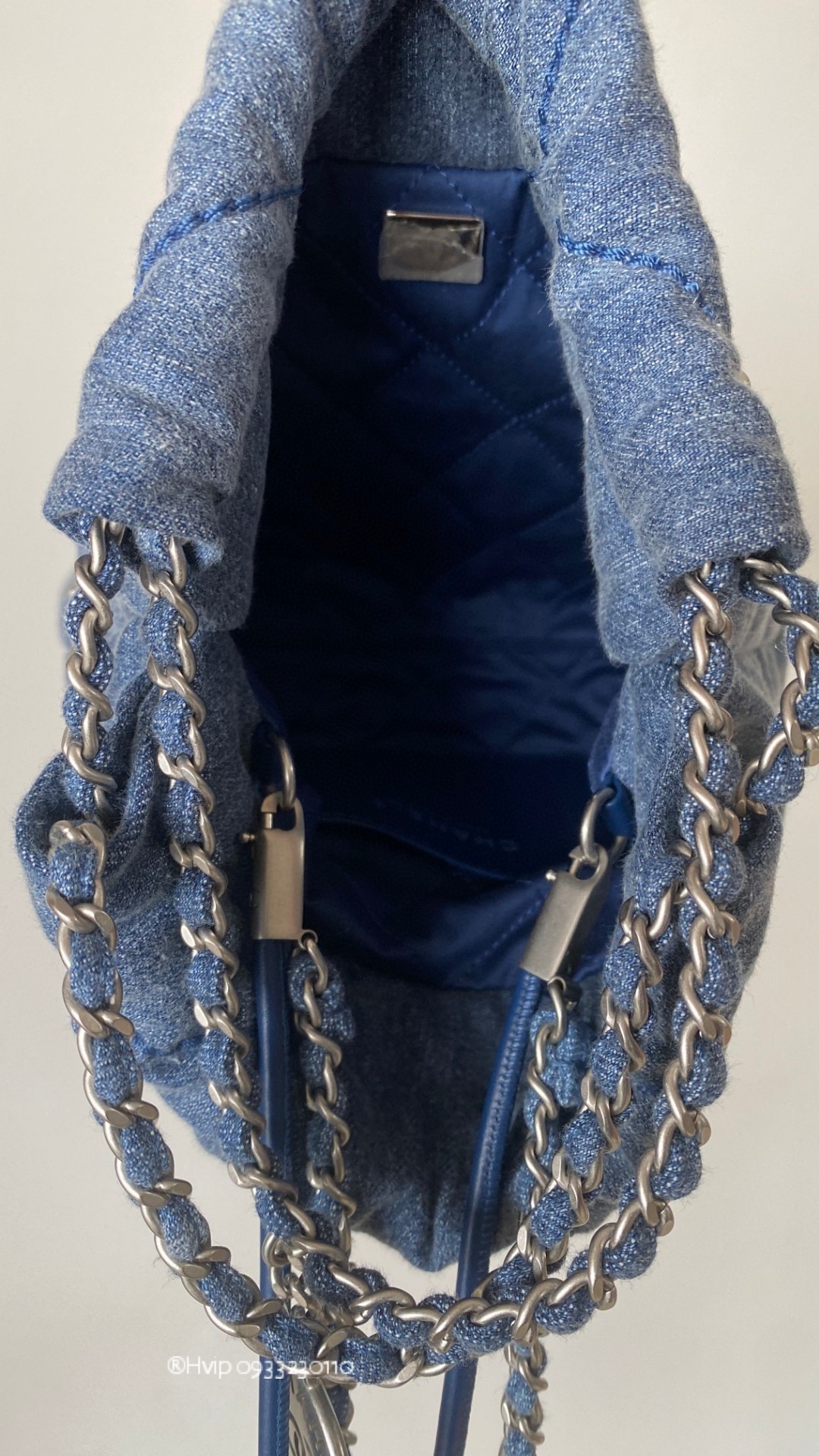 Chanel 22 mini denim