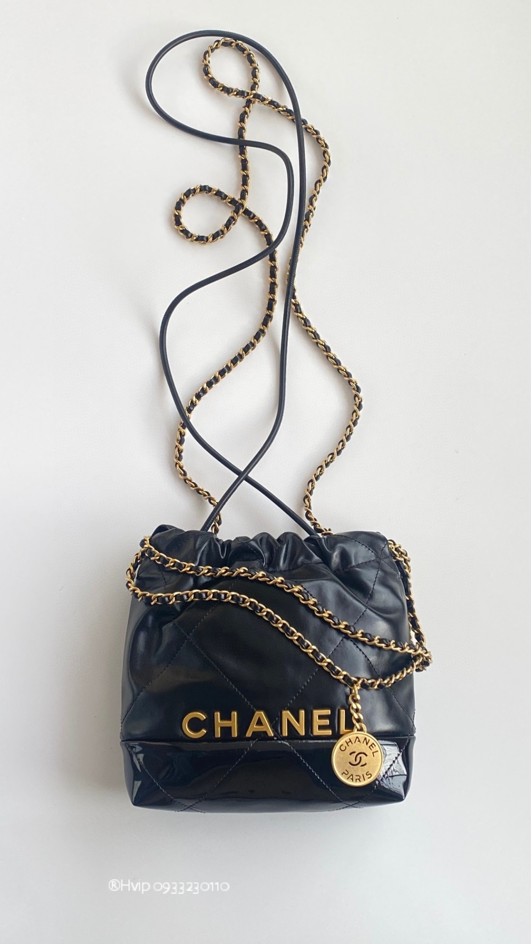 Chanel 22 mini black