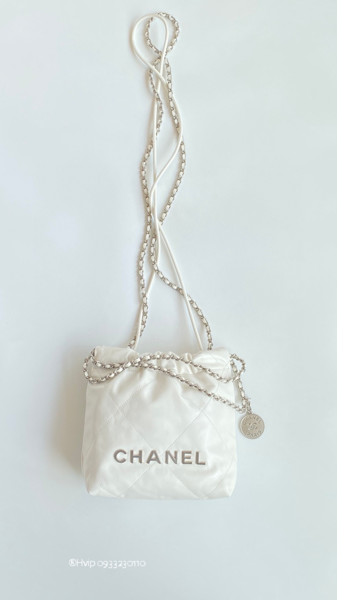 Chanel 22 mini white