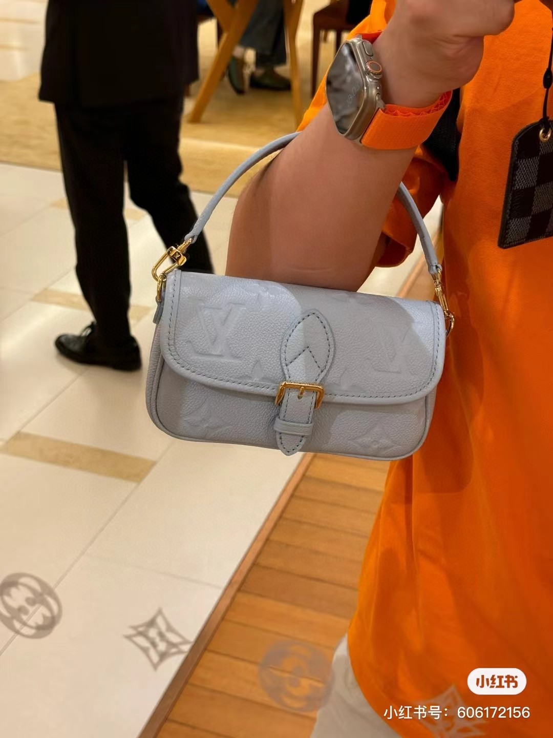 Louis Vuitton M83592 Nano Diane blue Olympe LV1