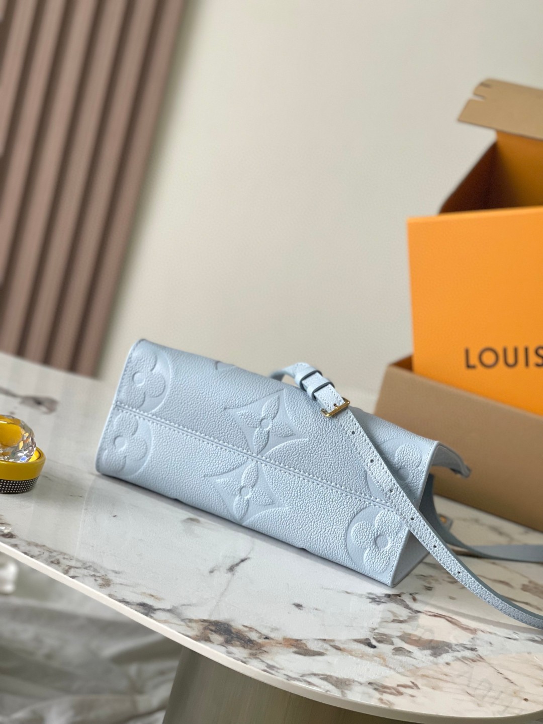 Louis Vuitton M46840 OnTheGo PM LV1