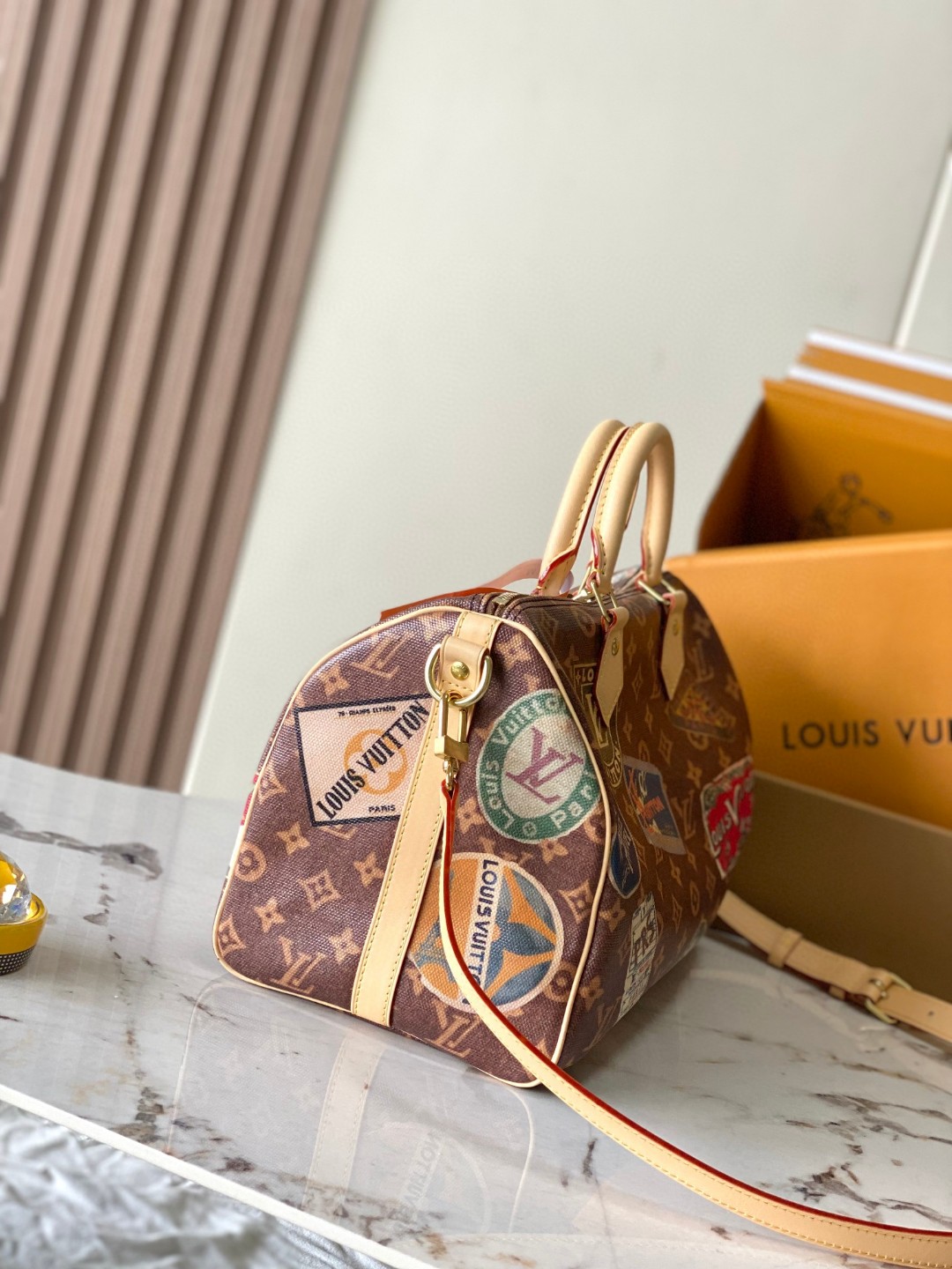 Louis Vuitton M47087 Speedy Bandoulière 30 LV1
