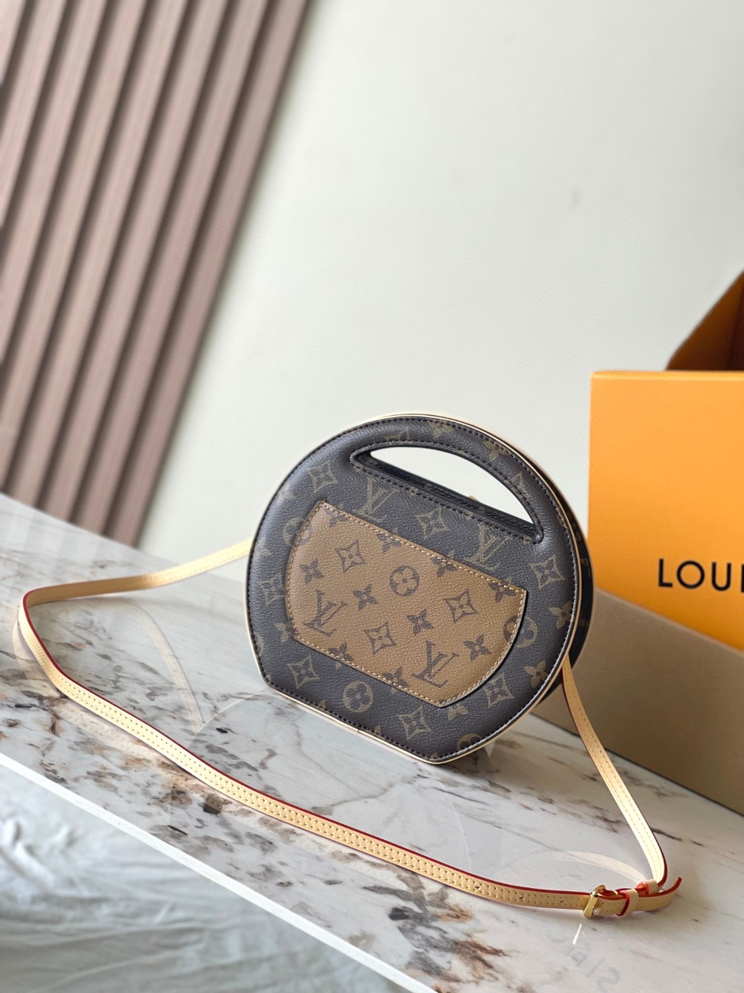 Louis Vuitton M47117 Around Me PM Lv1