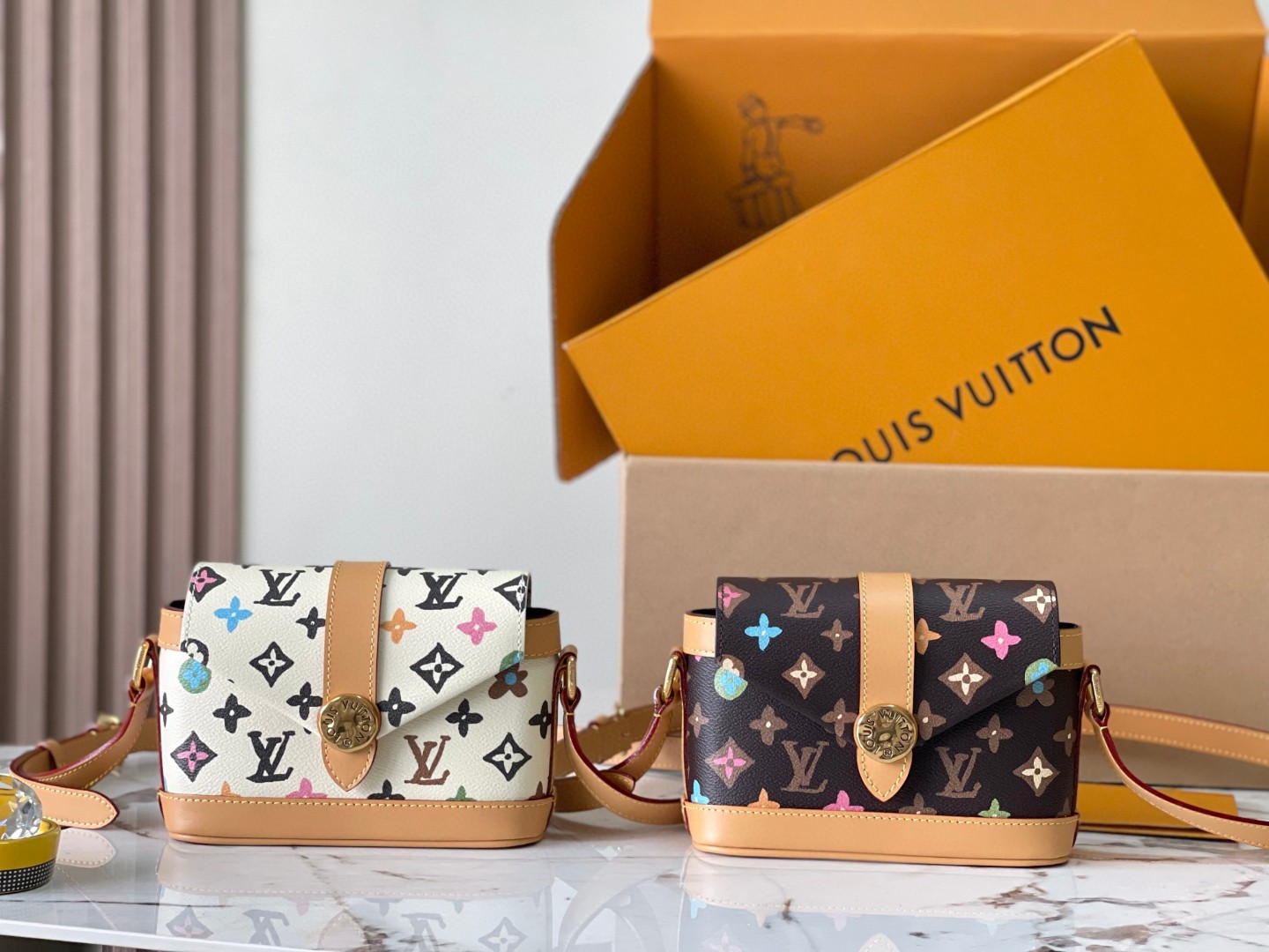 Copy of Louis Vuitton M24820 Envelope Messenger Lv1Louis Vuitton M83346 Envelope Wearable Wallet Lv1.