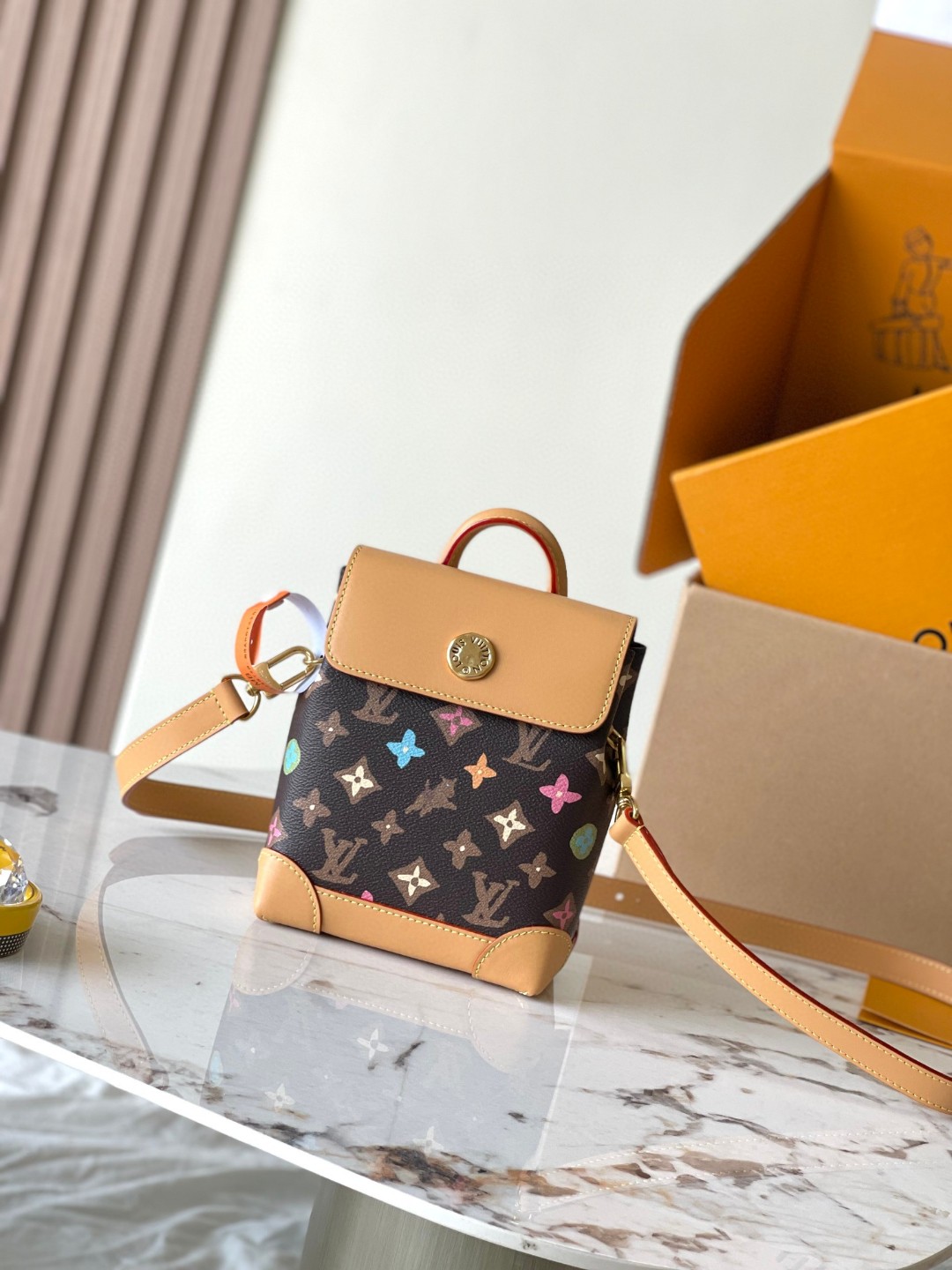 Louis Vuitton M83429 Nano Steamer lv1