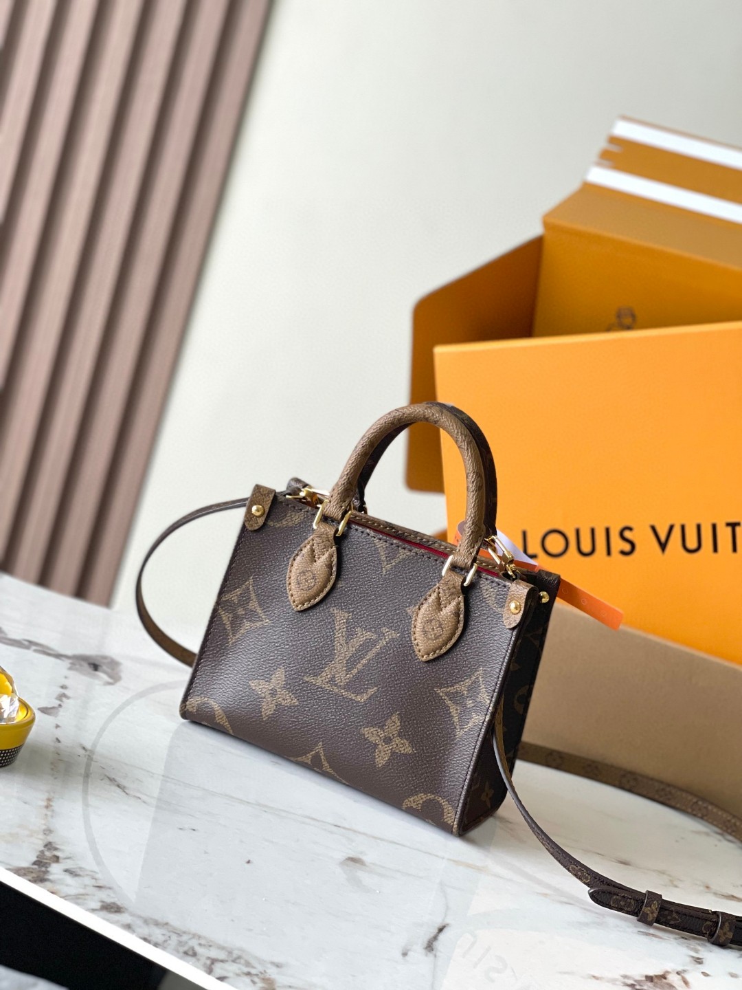 Louis Vuitton M46839 OnTheGo BB Lv1