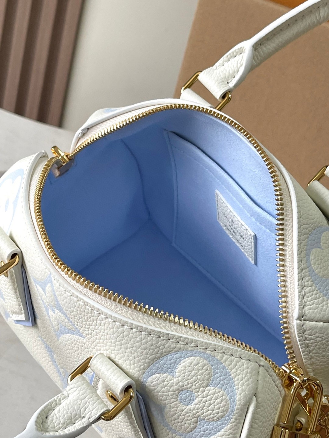 Louis Vuitton M46883 Speedy Bandoulière 20 Lv1