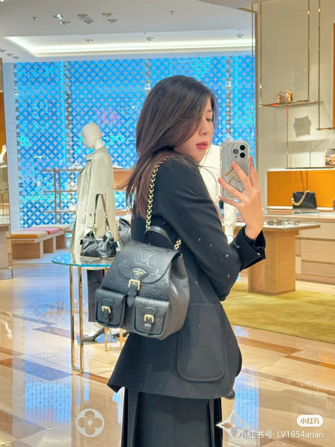 Louis Vuitton M47072 Backup Lv1