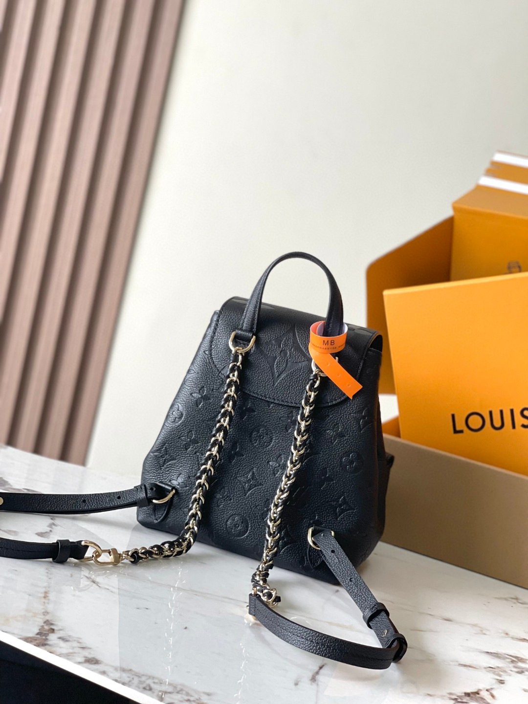Louis Vuitton M47072 Backup Lv1
