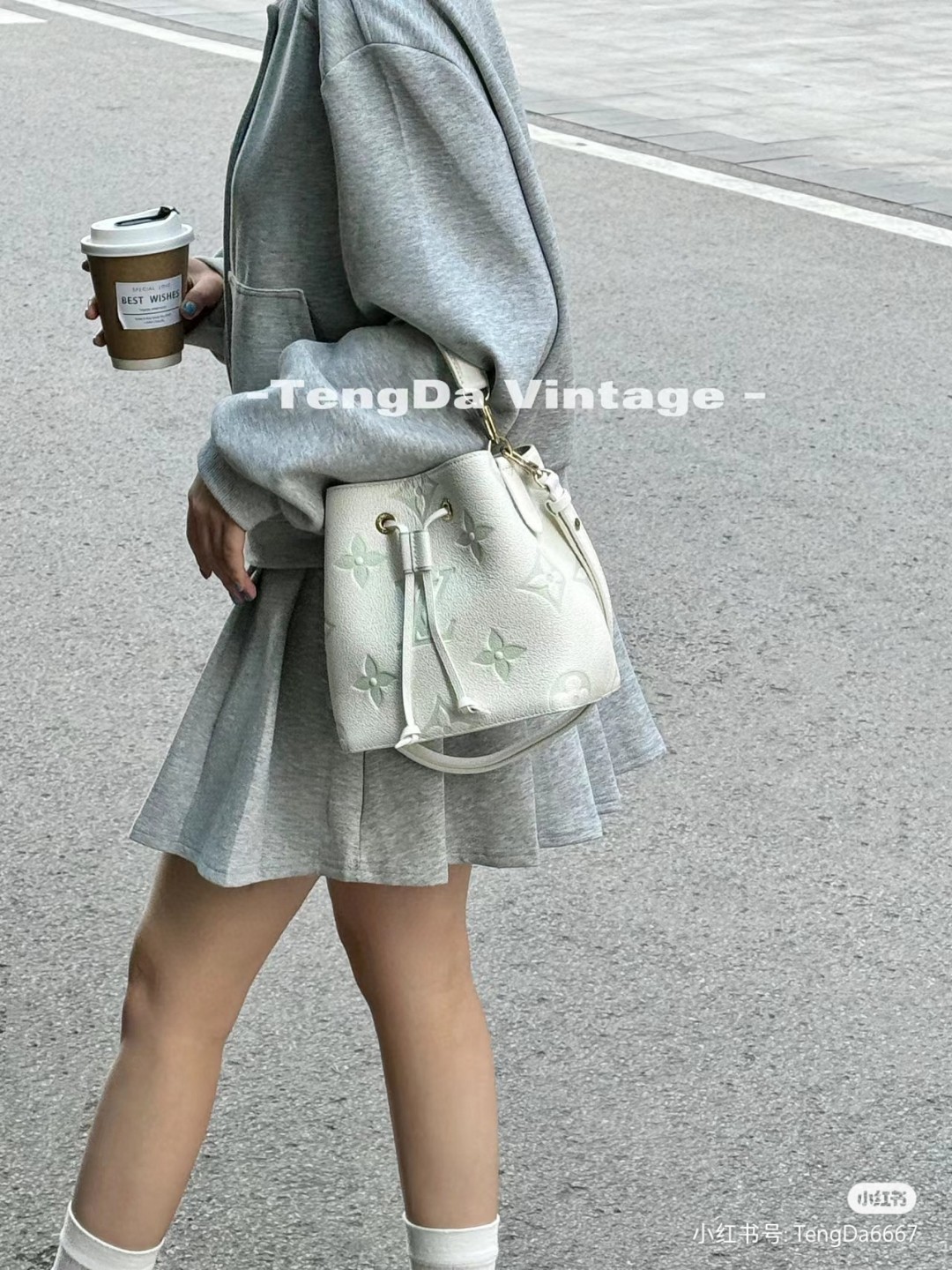 Louis Vuitton M24048 Néonoé BB Lv1