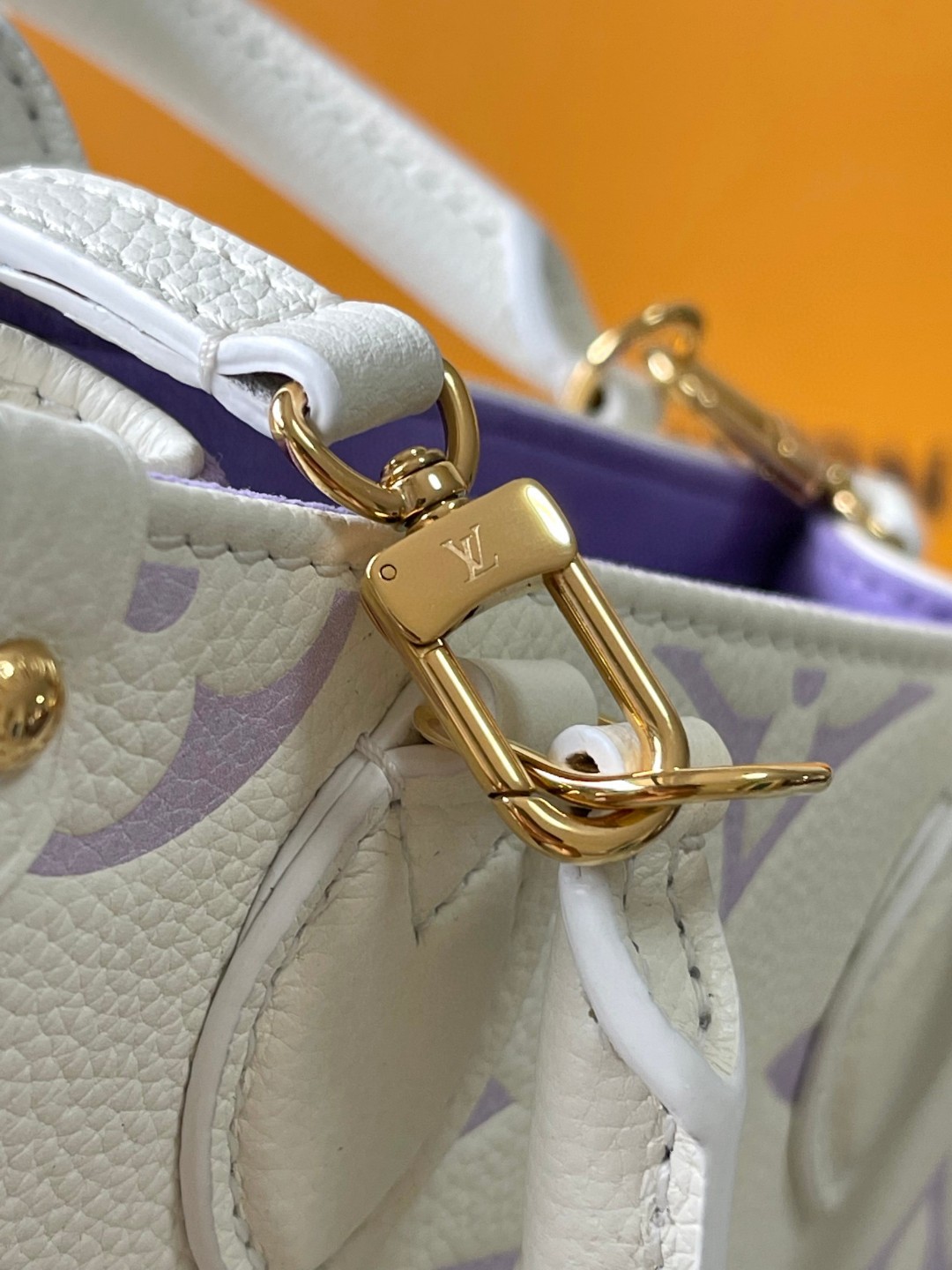 Louis Vuitton M47054 OnTheGo BB lv1