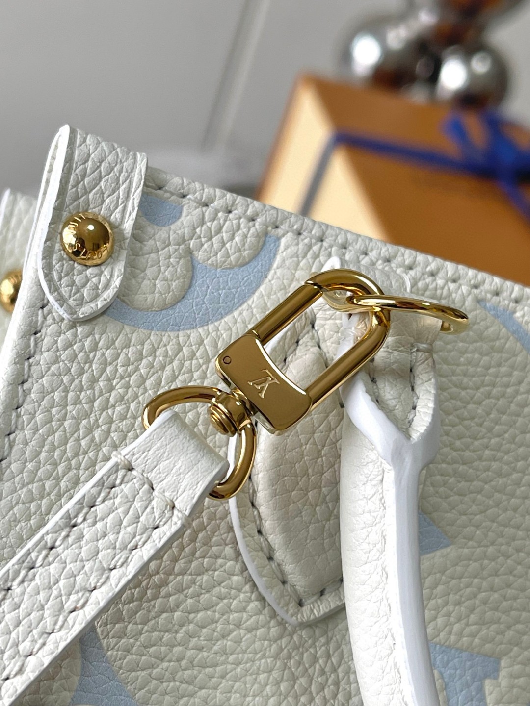 Copy of Louis Vuitton M47162 Just In Case Lv1