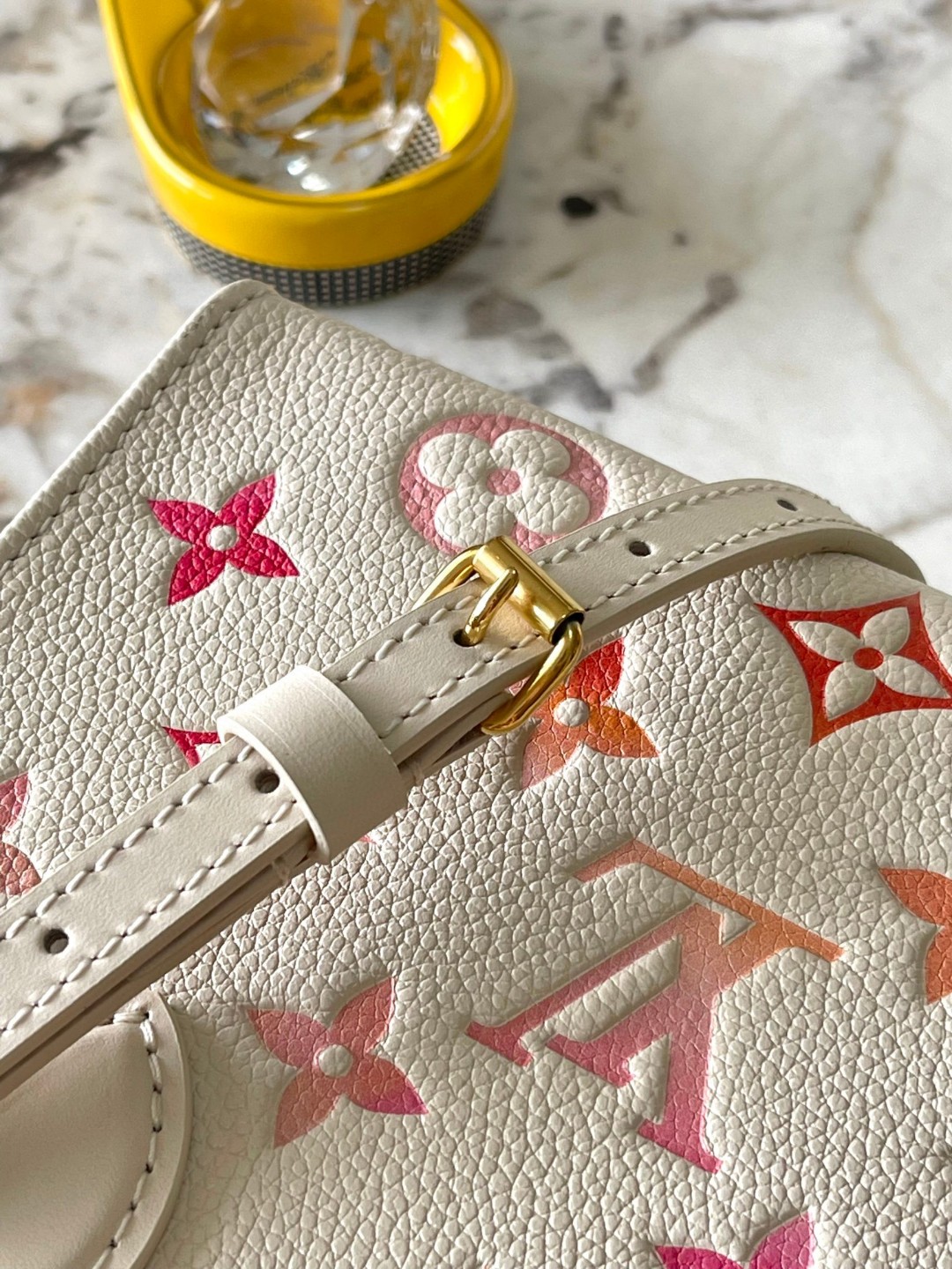 Louis Vuitton M47115 OnTheGo BB lv1