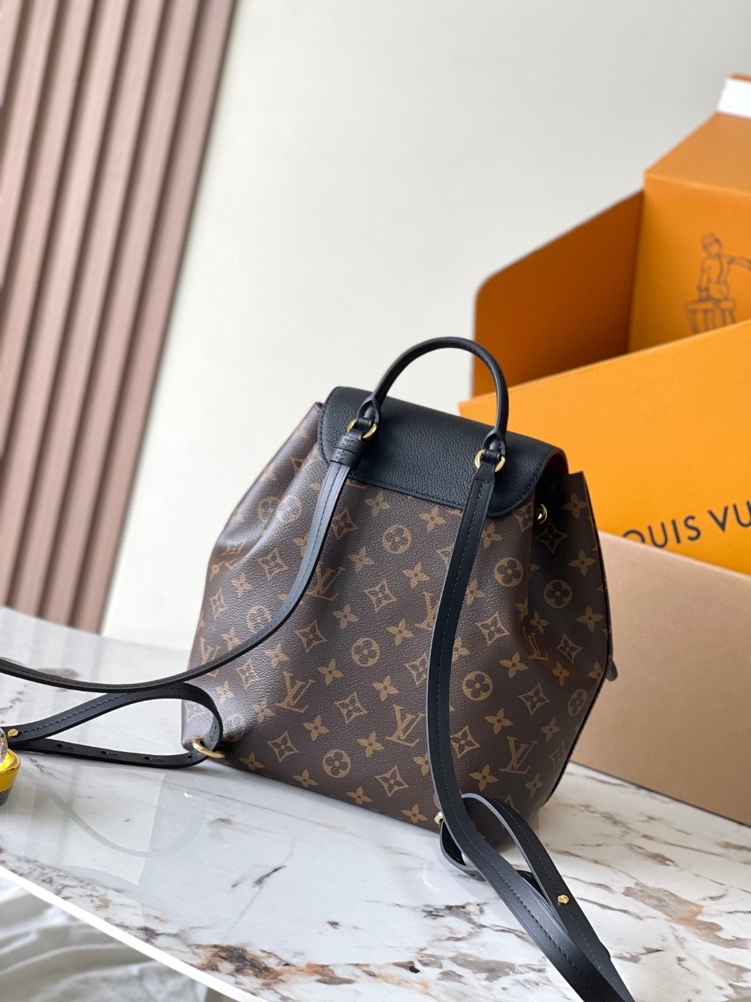 Louis Vuitton M45515 Montsouris PM Lv1