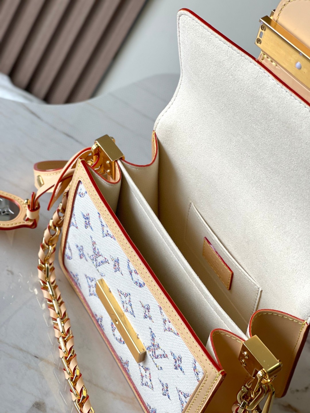 Louis Vuitton M24841 Mini Dauphine Lv1