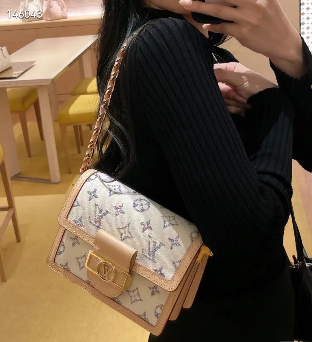 Louis Vuitton M24841 Mini Dauphine Lv1