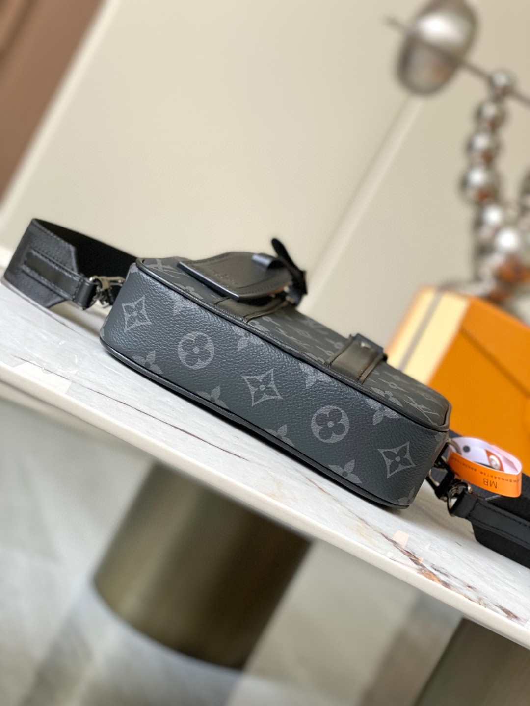 Louis Vuitton M82770 Nano Porte Documents Voyage lv1