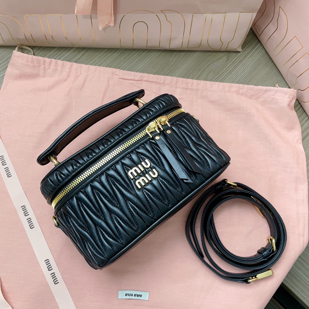 Miu Miu Matelassé nappa leather shoulder bag black 5BH226_N88_F0002_V_OOO M1