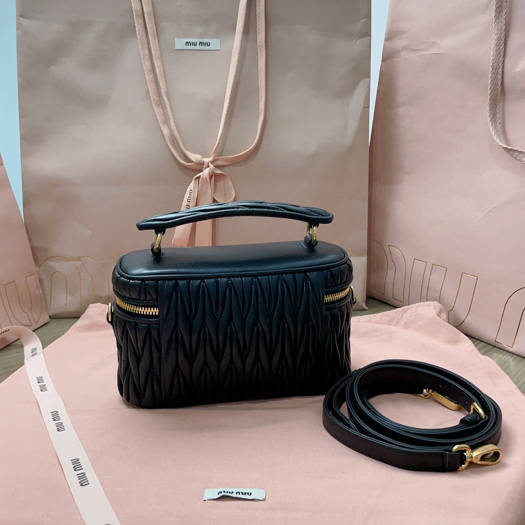 Miu Miu Matelassé nappa leather shoulder bag black 5BH226_N88_F0002_V_OOO M1