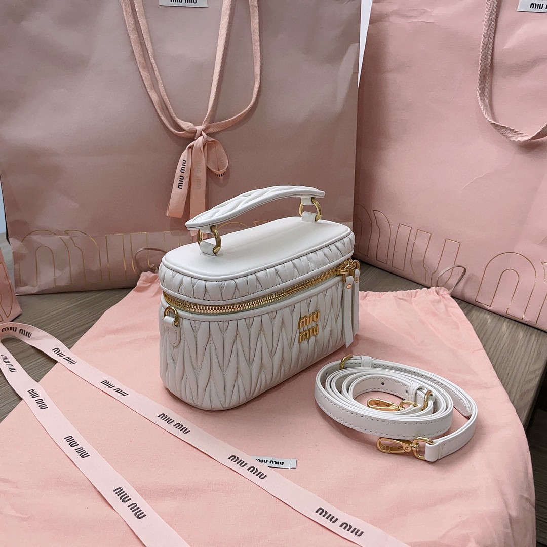 Miu Miu Matelassé nappa leather shoulder bag white 5BH226_N88_F0009_V_OOO M1